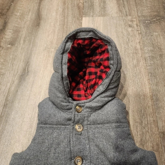 Baby Gap Infants Quilted Vest - Picture 2 of 4